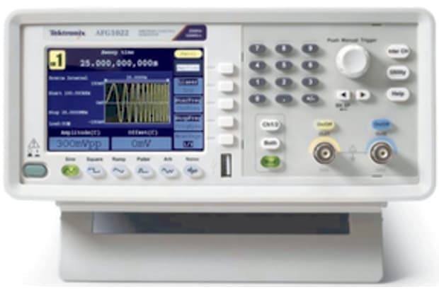 TR4110／TR4113A スペアナ(動作確認済) TR4110／TR4113A スペアナ(動作確認済) スペクトラム